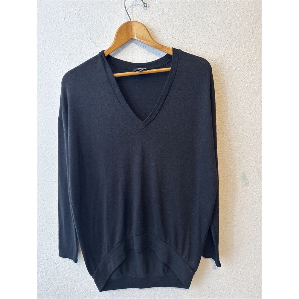 Wilfred Free Aritzia Oversized V Neck Black Sweater Size Small